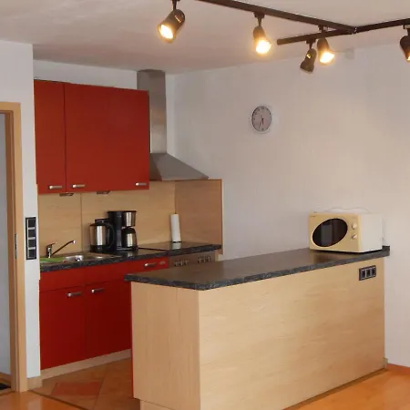Apartament Zur Bergoase Mit Schwimmbad Fuer Gross Und Klein